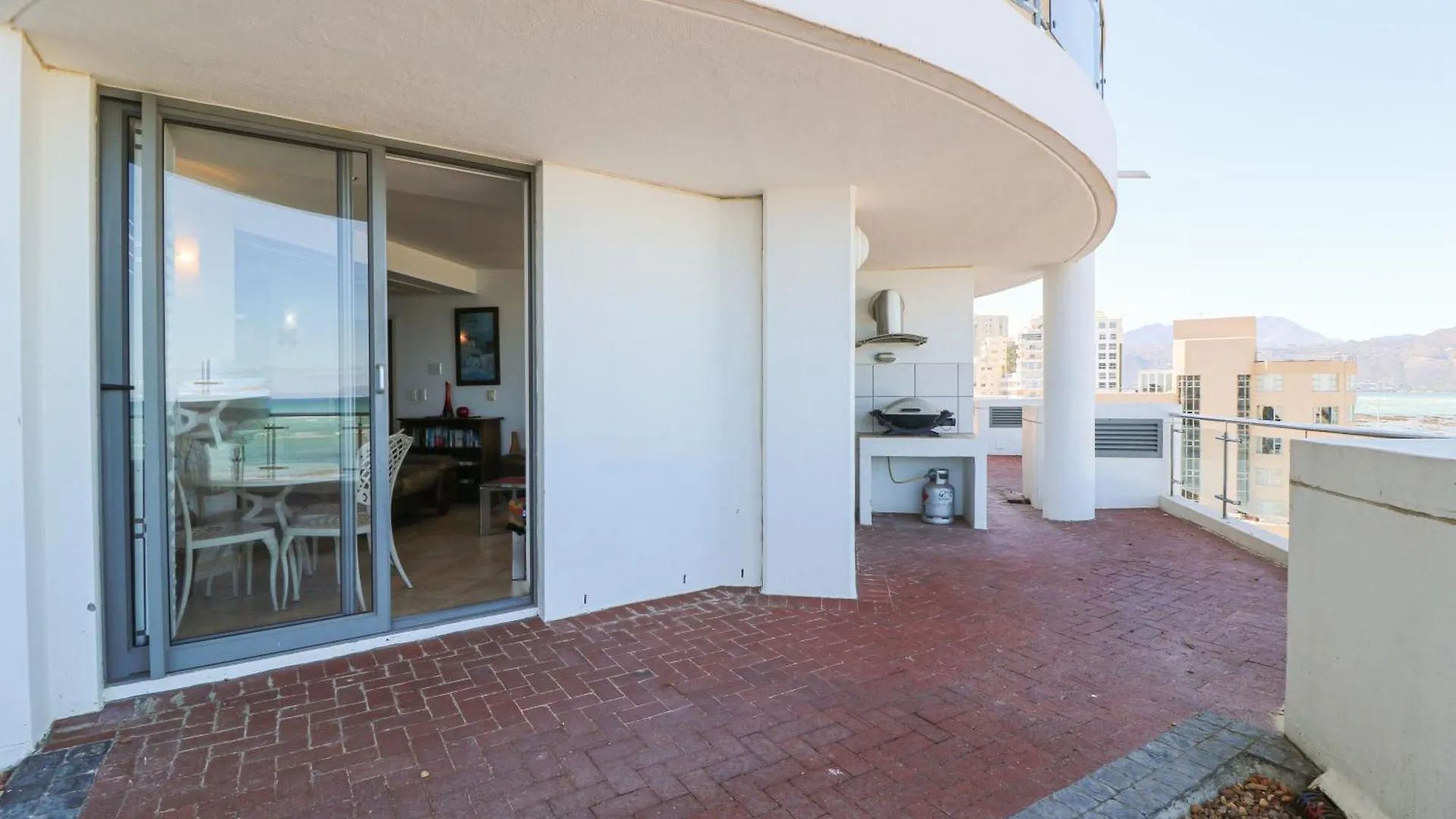 506 Hibernian Towers Luxury Self Catering Apartment Strand Cape Town South Africa 0*,
